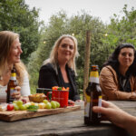 vergaderen, bijeenkomst, overleg, vergader locatie Drenthe, borrelplank, teambuilding, vriendenuitje